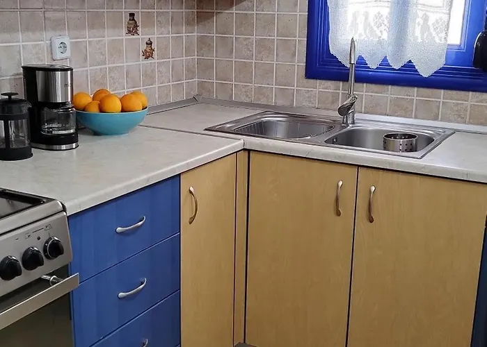 Sea Breeze Stegna 펜션