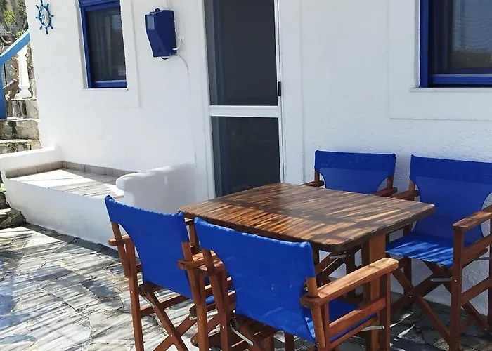 بيت للعطل Sea Breeze Stegna